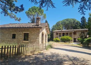 Splendido Casale alle porte di Perugia